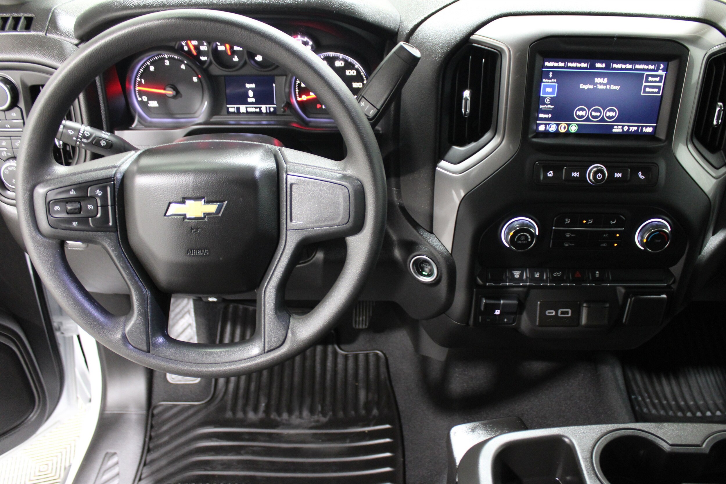 2025 Chevrolet Silverado 3500HD Work Truck photo 2