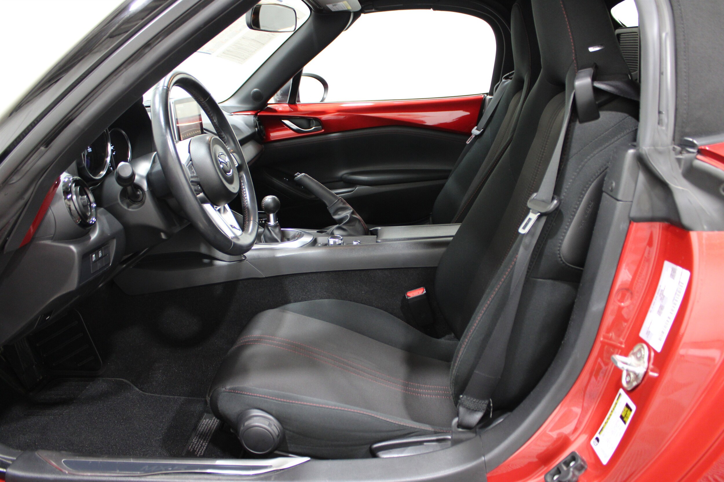 2016 Mazda MX-5 Miata Miata photo 3