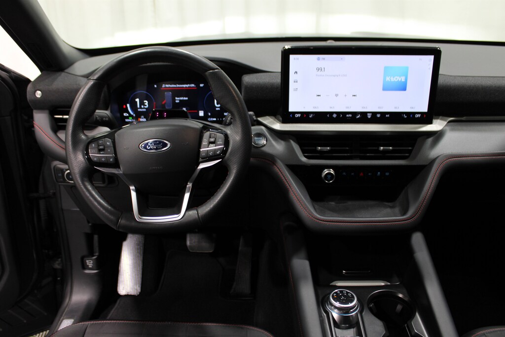 Used 2025 Ford Explorer ST-Line SUV