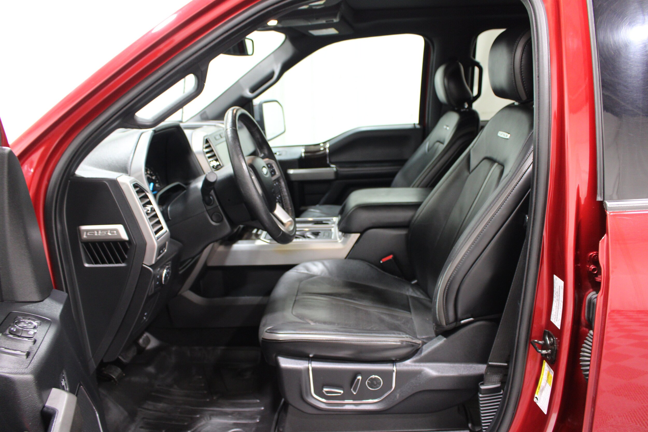 2015 Ford F-150 Platinum - Photo 3