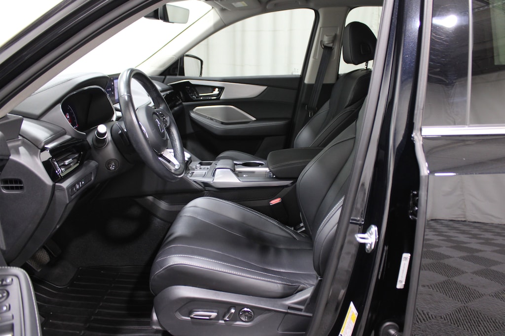 Used 2024 Acura MDX w/Technology Package SUV