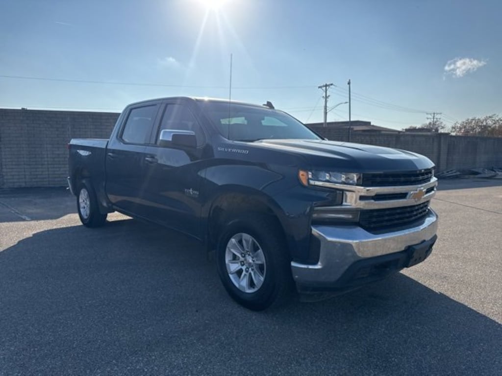 Used 2020 Chevrolet Silverado 1500 LT Truck Crew Cab