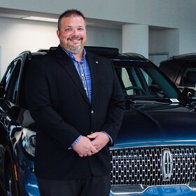 Staff member Jason Reitmayer from 0889605025fd