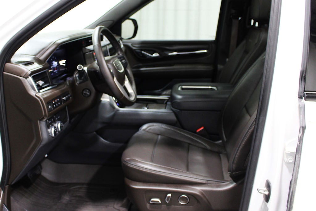 Used 2023 GMC Yukon XL Denali SUV