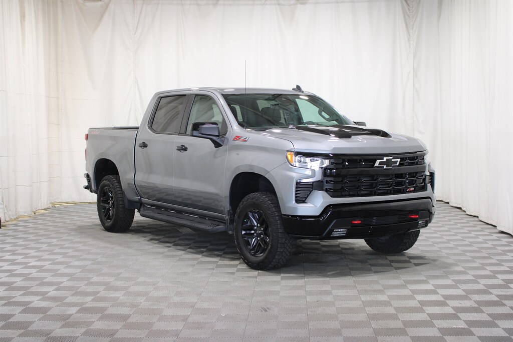 Used 2025 Chevrolet Silverado 1500 LT Trail Boss Truck Crew Cab