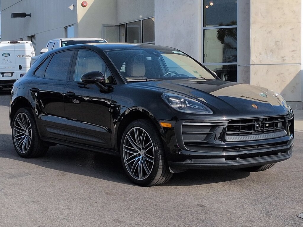Used 2024 Porsche Macan AWD SUV