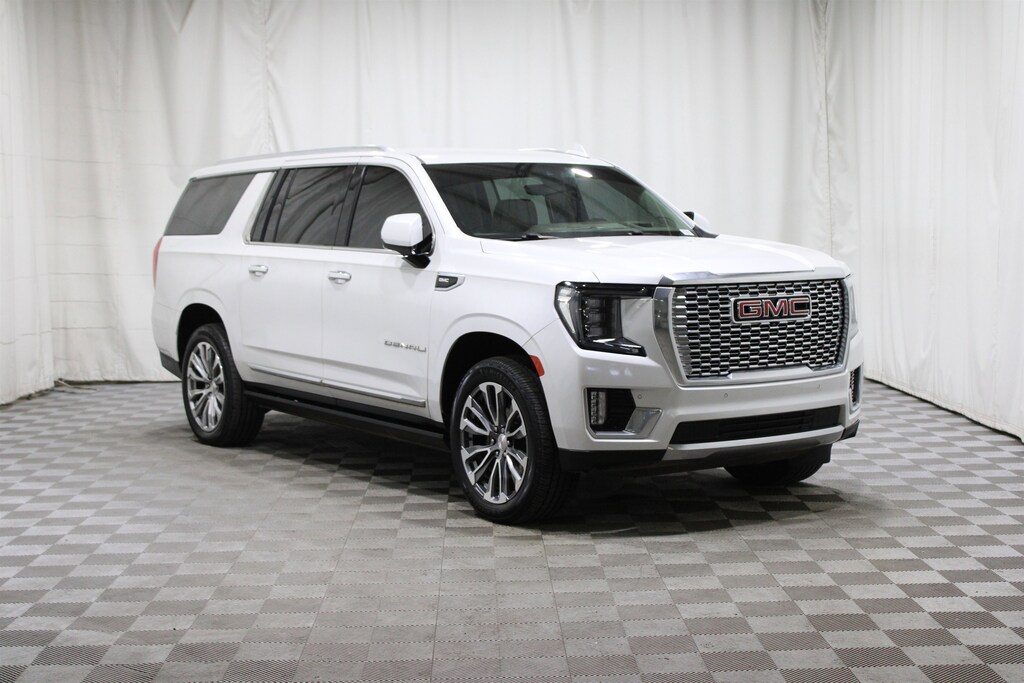 Used 2022 GMC Yukon XL Denali SUV