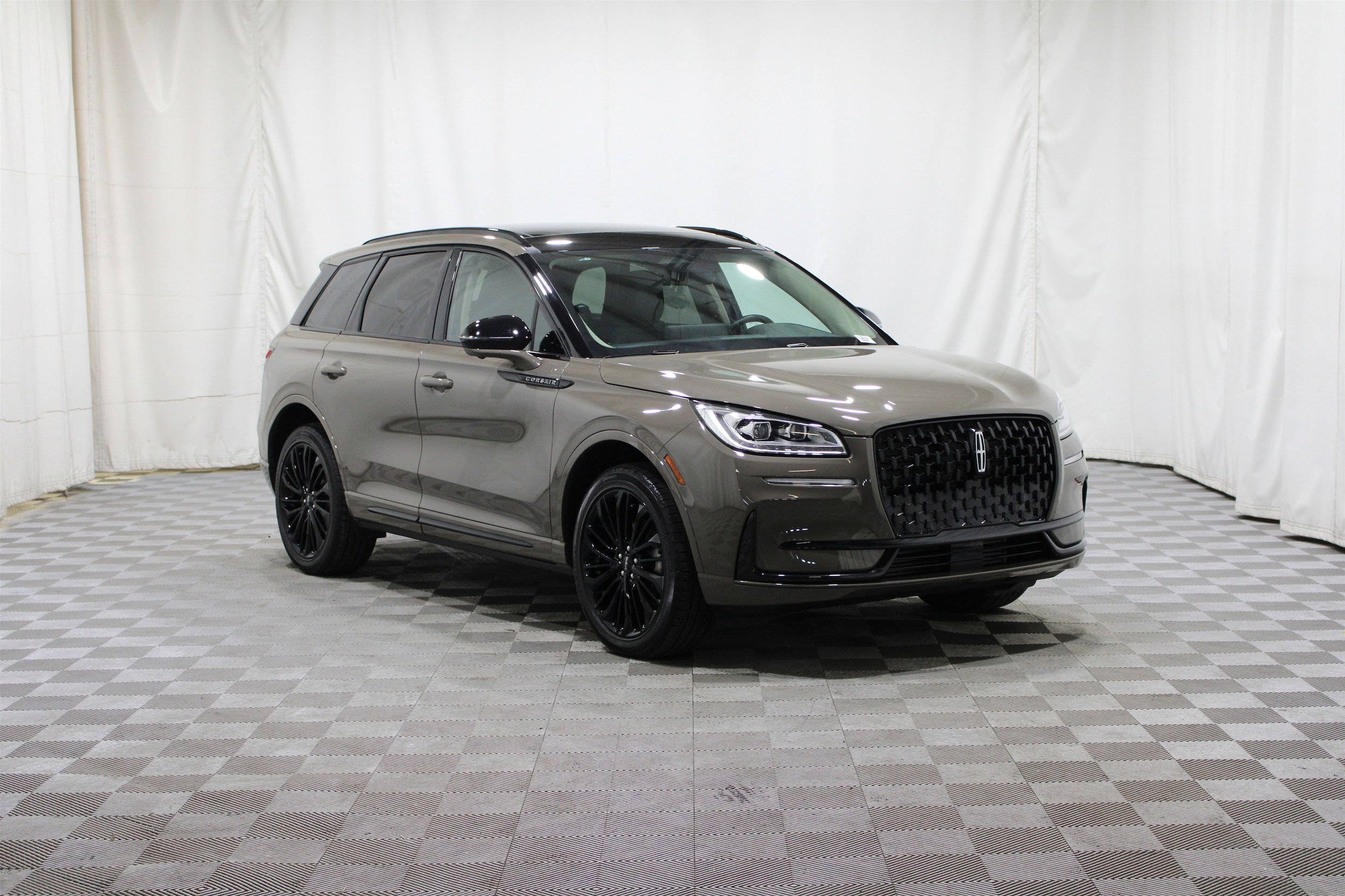 2025 Lincoln Corsair Reserve AWD's photo