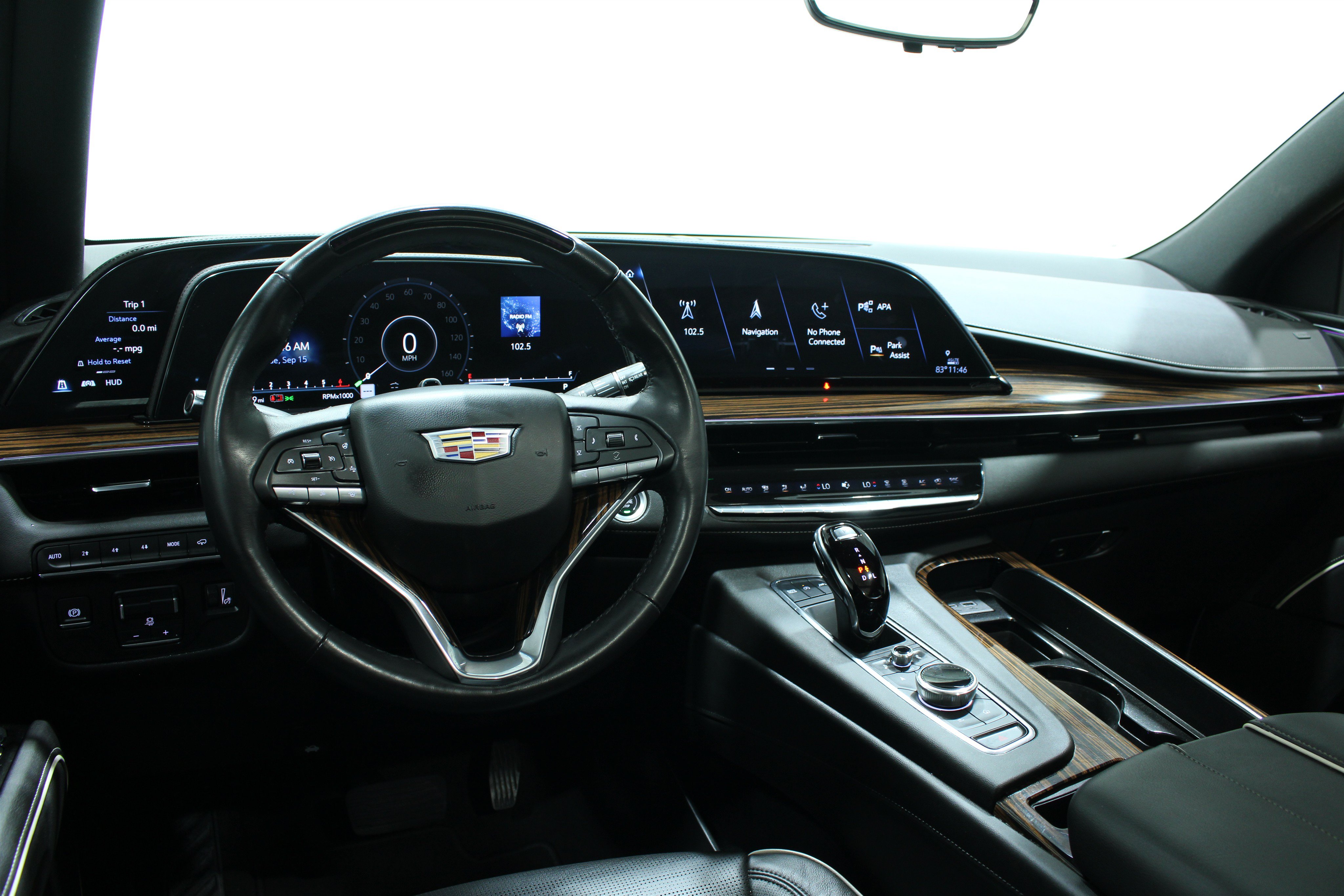 Used 2024 Cadillac Escalade 4WD Premium Luxury SUV