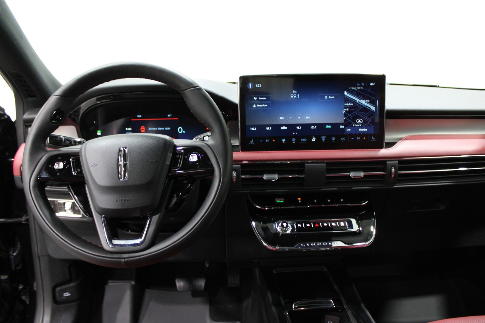 2025 Lincoln Corsair Grand Touring photo 2