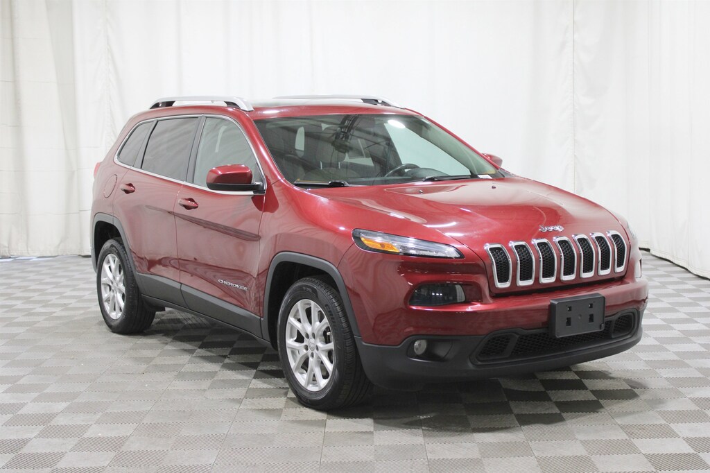 Used 2015 Jeep Cherokee Latitude SUV