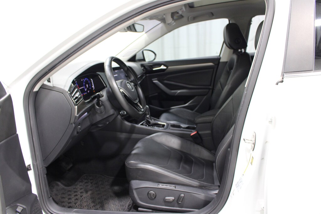 Used 2019 Volkswagen Jetta SEL Premium Sedan