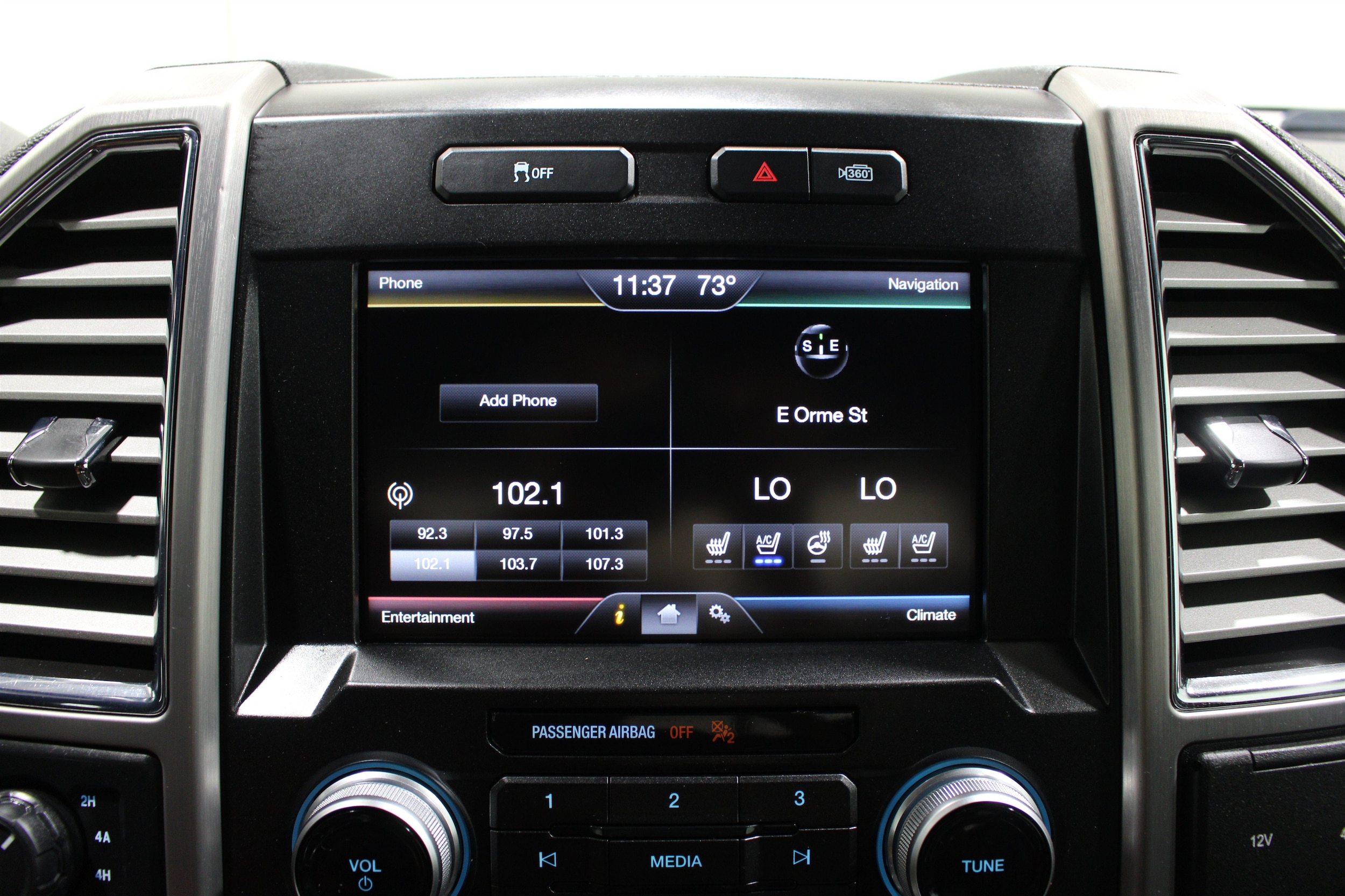 2015 Ford F-150 Platinum - Photo 14