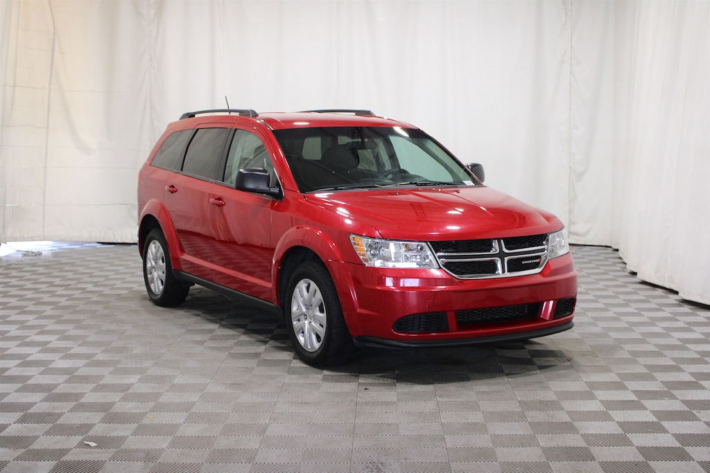 Used 2018 Dodge Journey SE SUV