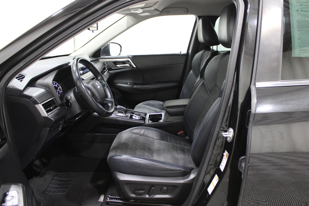 Used 2022 Mitsubishi Outlander SE CUV