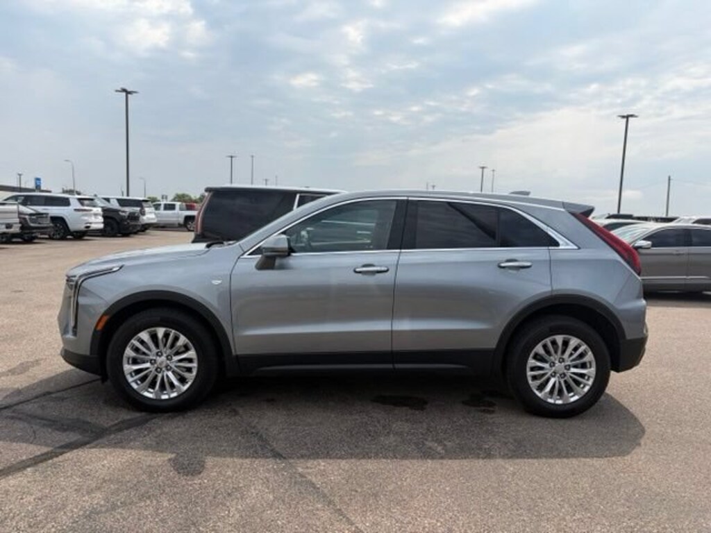 Used 2024 Cadillac XT4 FWD Luxury SUV