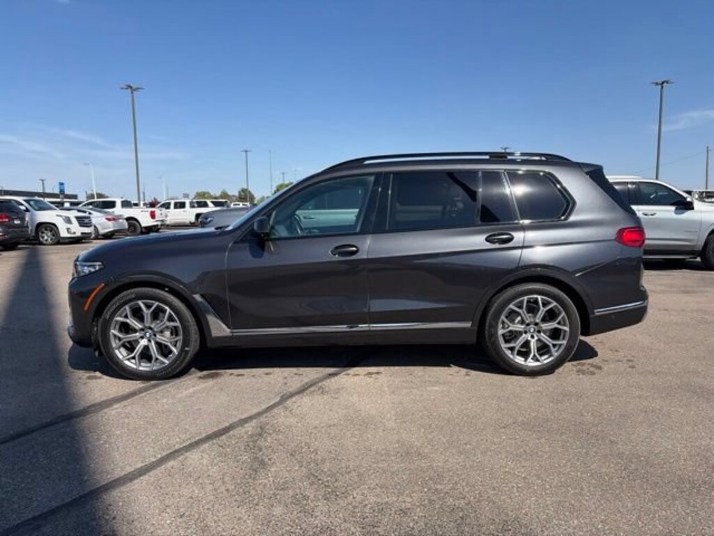 Used 2022 BMW X7 xDrive40i SUV