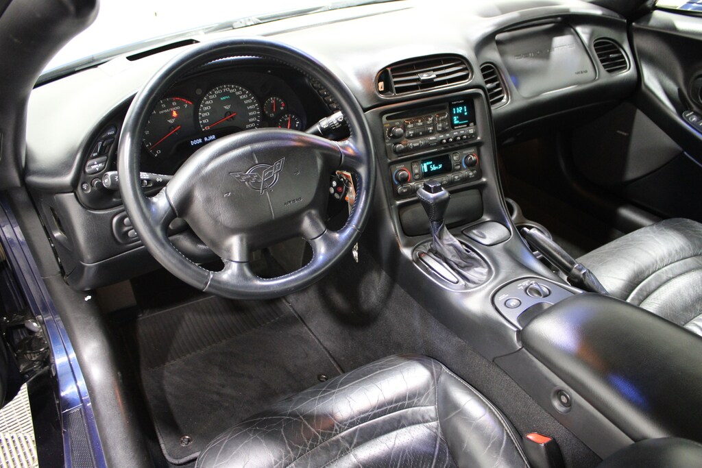 Used 2000 Chevrolet Corvette Coupe