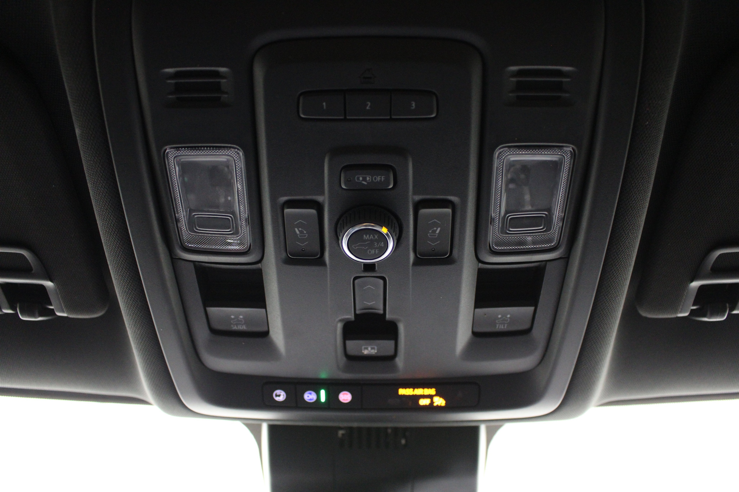 2024 Chevrolet Suburban RST - Photo 19