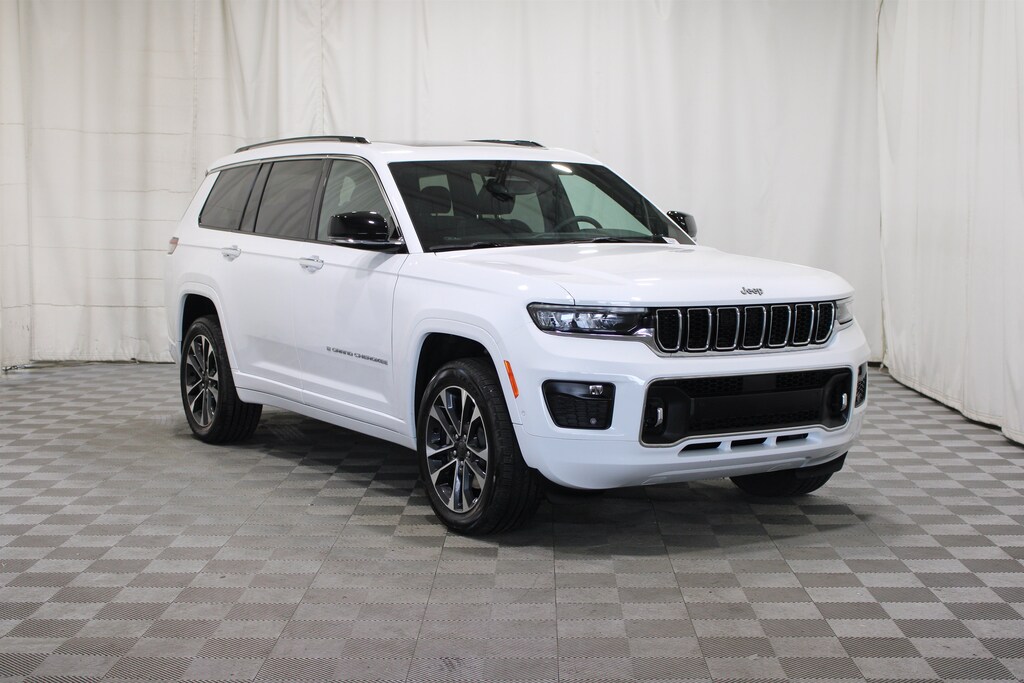 Used 2023 Jeep Grand Cherokee Overland SUV