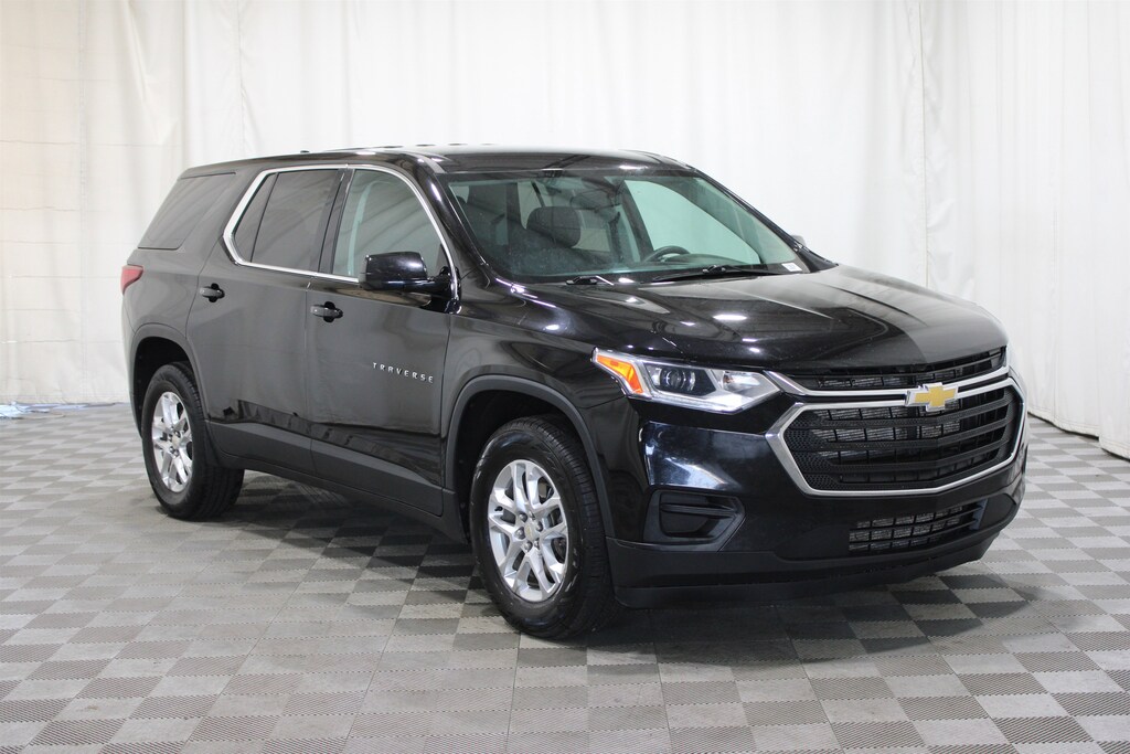 Used 2020 Chevrolet Traverse LS SUV