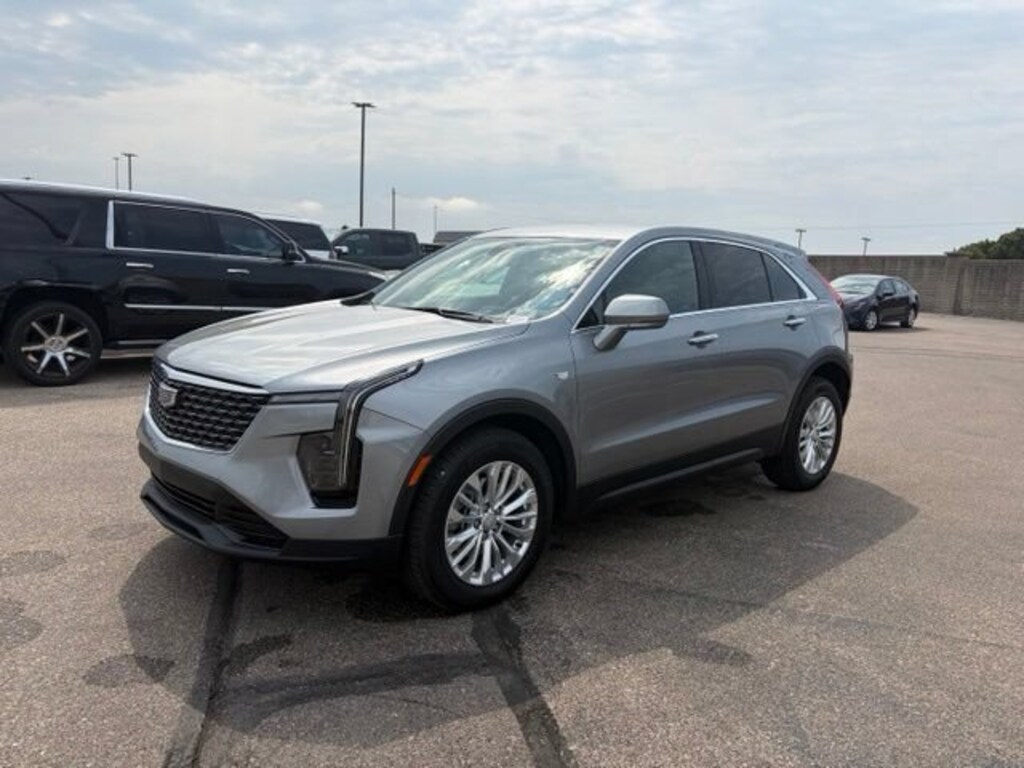 Used 2024 Cadillac XT4 FWD Luxury SUV