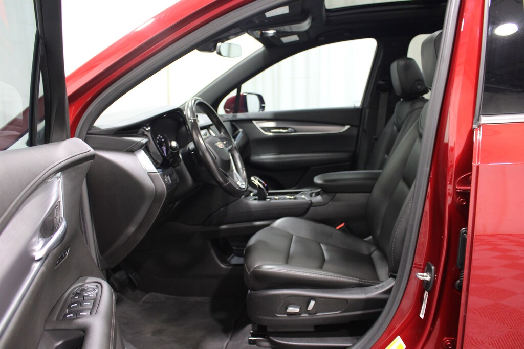 Used 2023 Cadillac XT6 FWD Luxury SUV