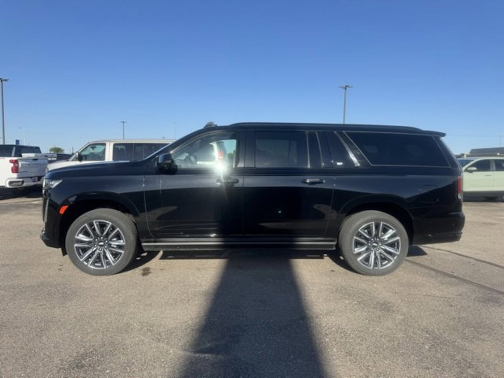 Used 2023 Cadillac Escalade ESV 4WD Sport Platinum SUV