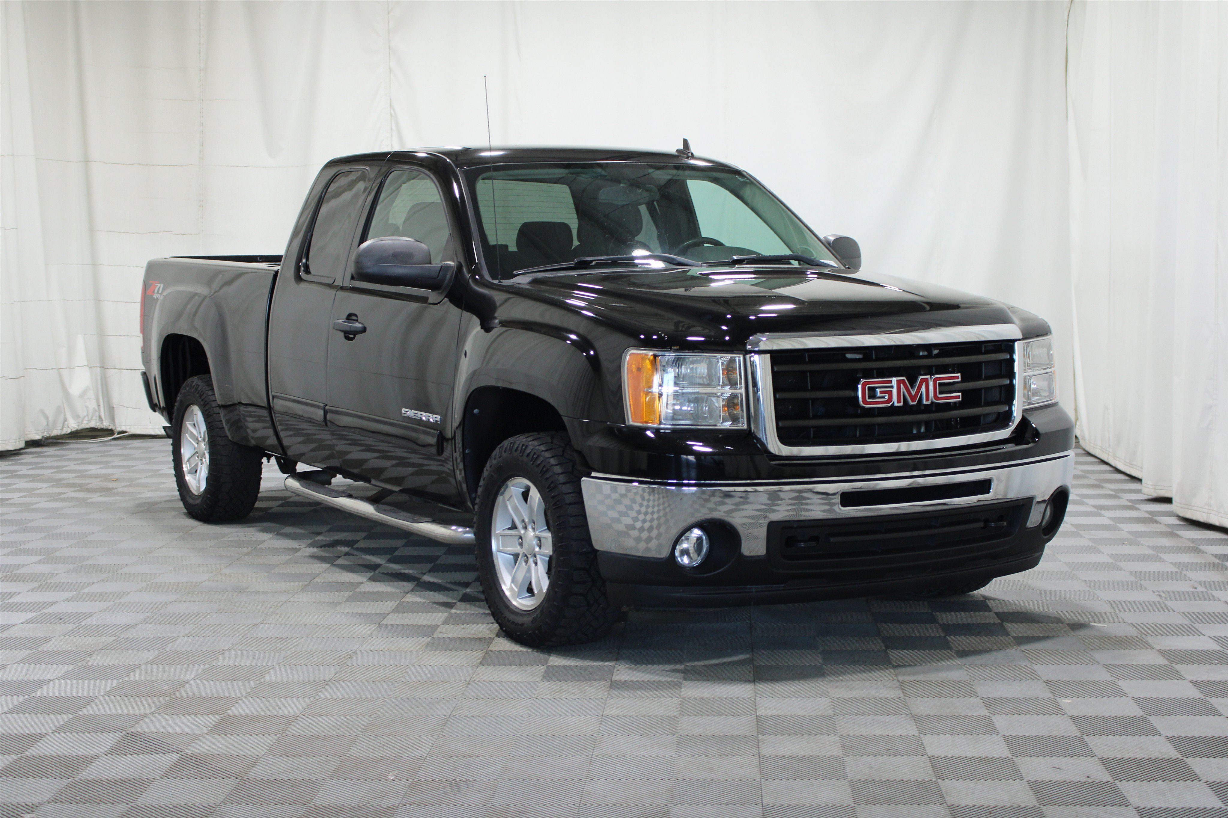 Used 2011 GMC Sierra 1500 SLE Truck Extended Cab