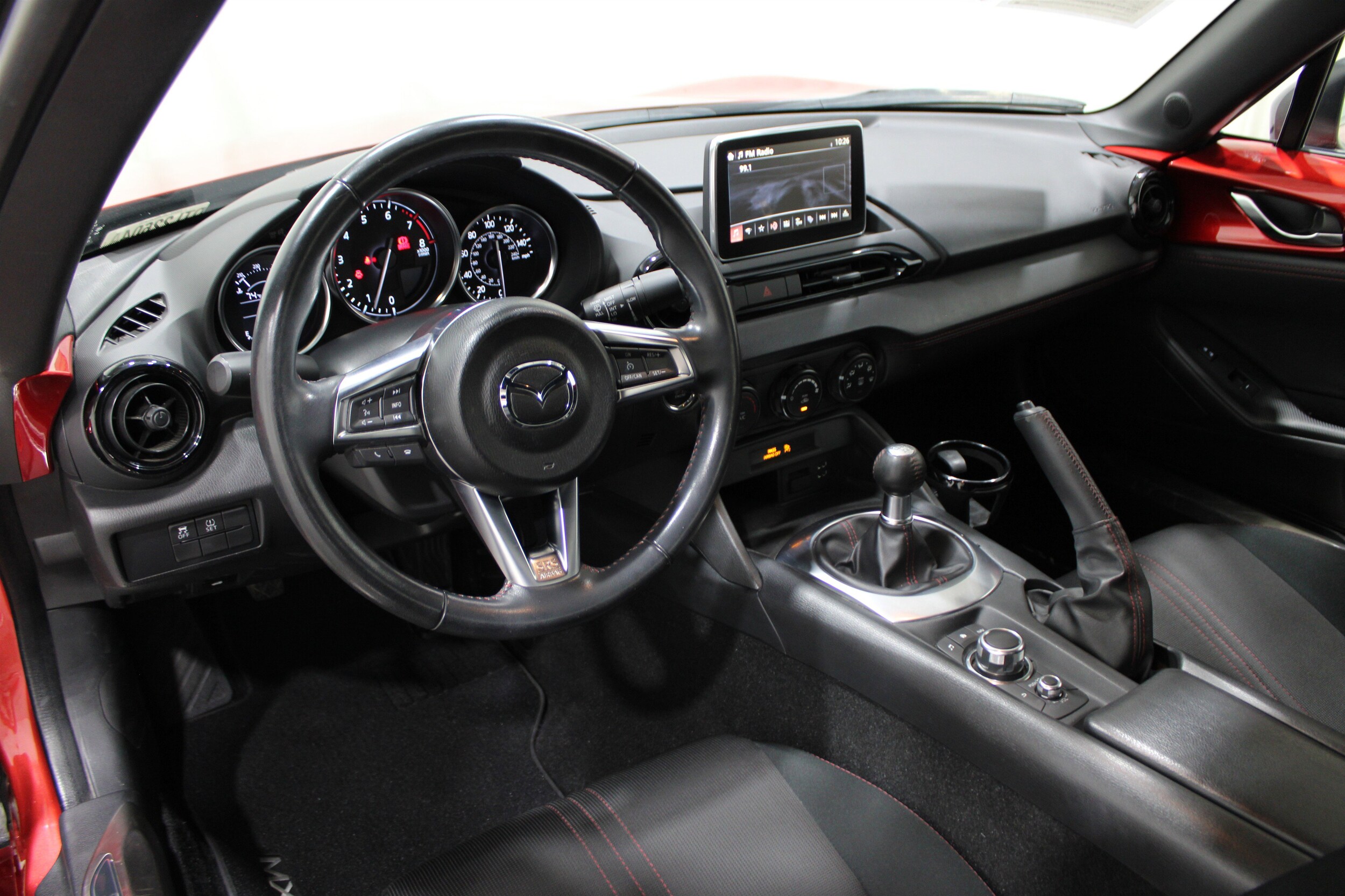 2016 Mazda MX-5 Miata Miata photo 2