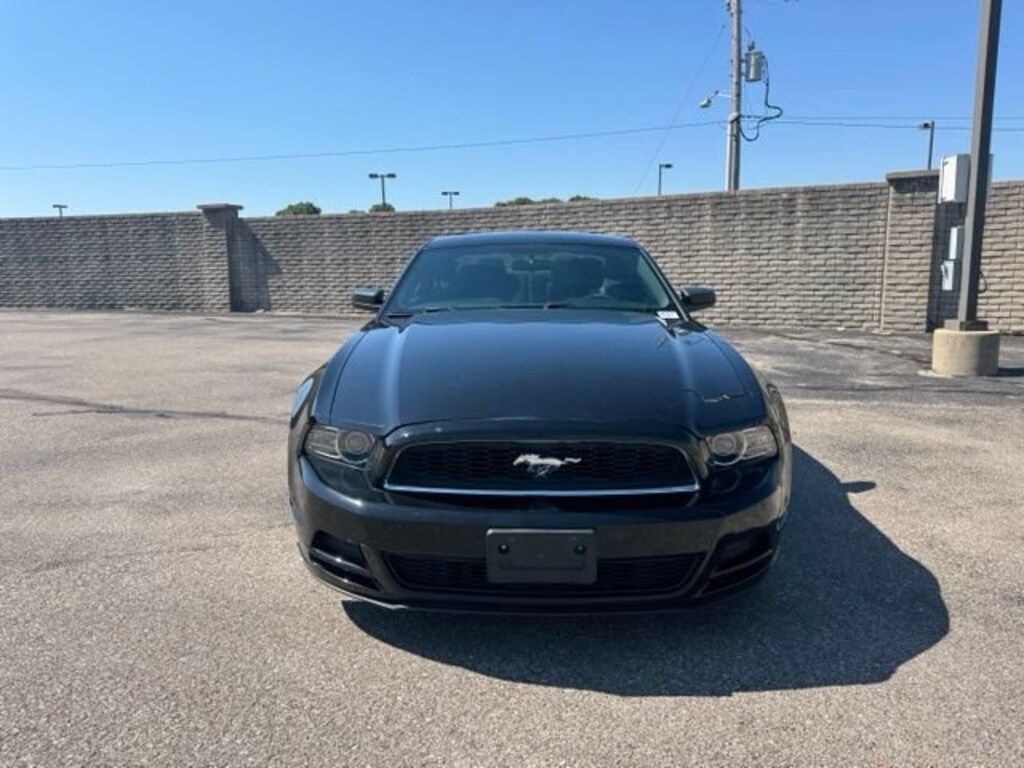 Used 2013 Ford Mustang V6 Coupe