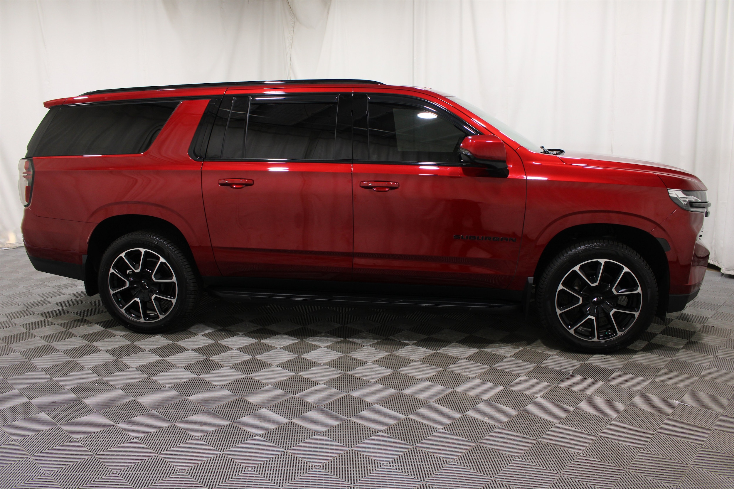 2024 Chevrolet Suburban RST - Photo 32