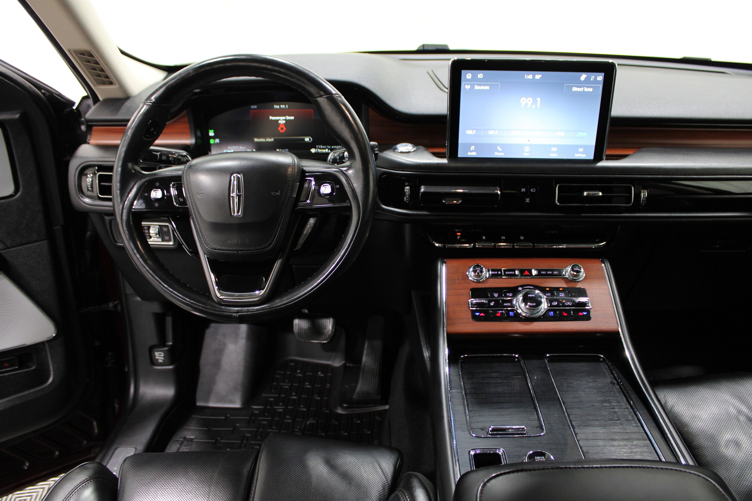 2022 Lincoln Aviator Reserve photo 2