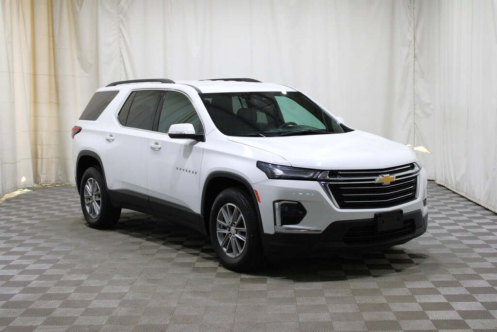 Used 2023 Chevrolet Traverse LT Cloth SUV