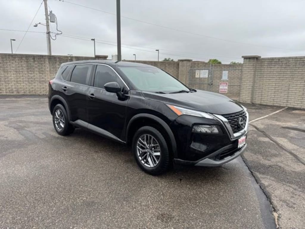 Used 2023 Nissan Rogue S SUV
