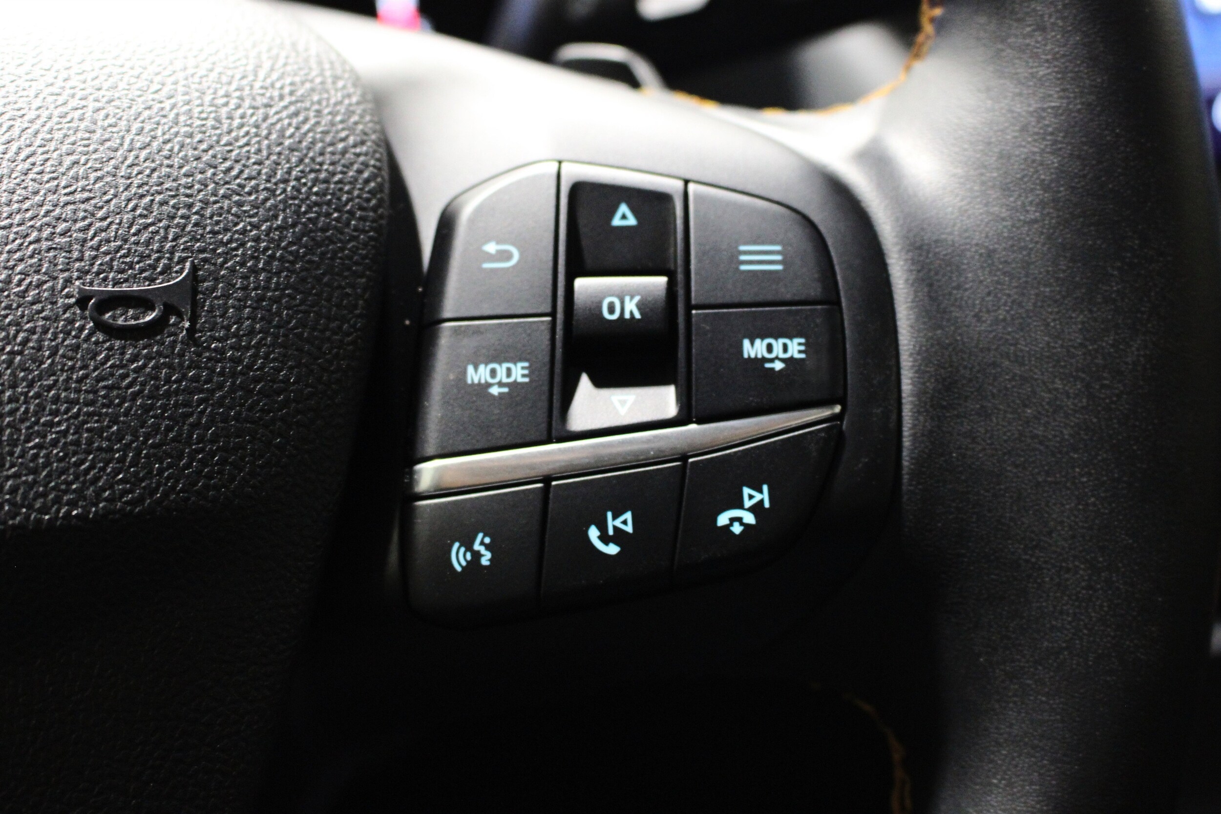 2025 Ford Maverick Tremor - Photo 12