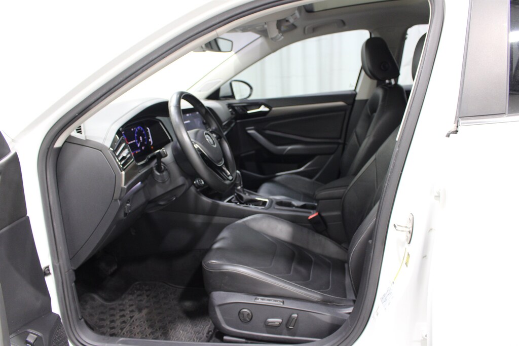 Used 2019 Volkswagen Jetta SEL Premium Sedan