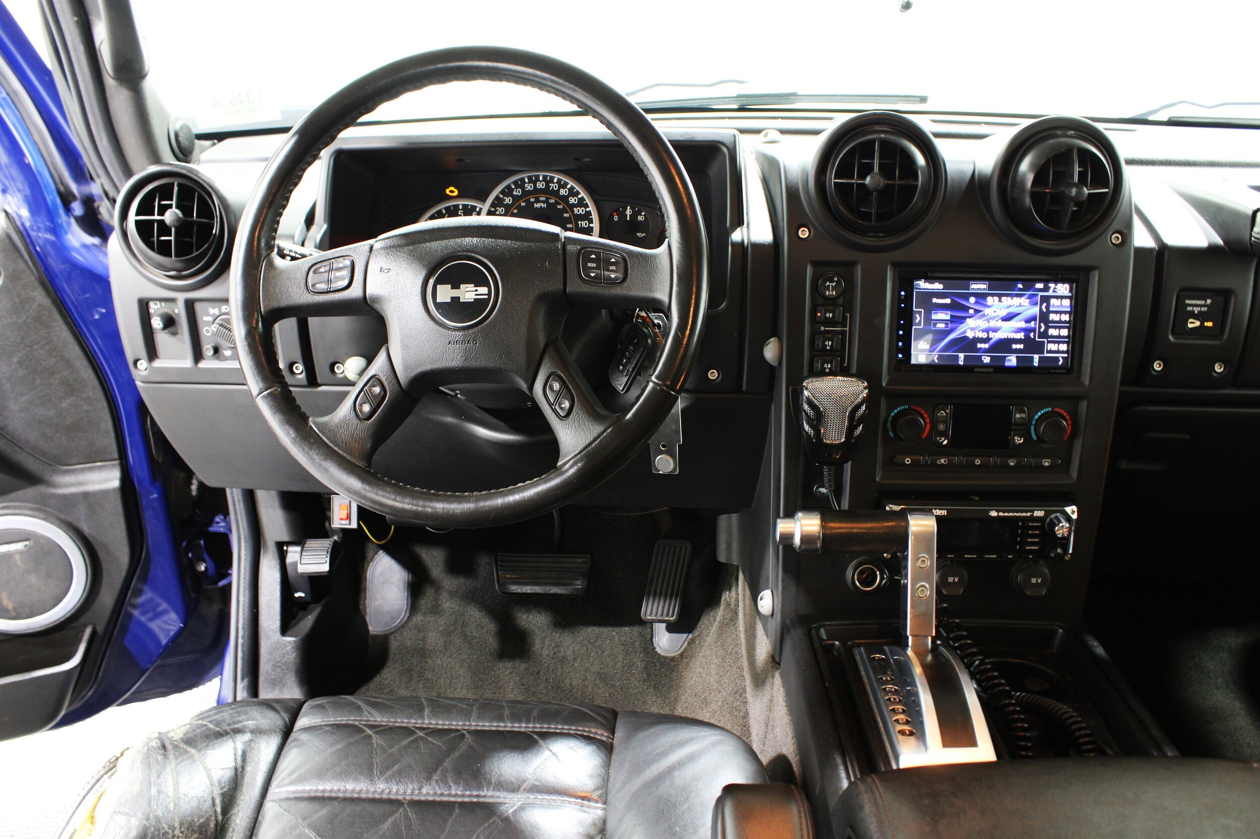 2007 Hummer H2 Base photo 2