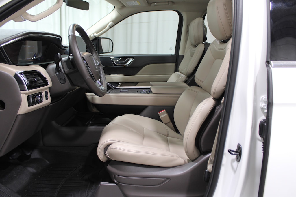 Certified 2024 Lincoln Navigator Premiere SUV