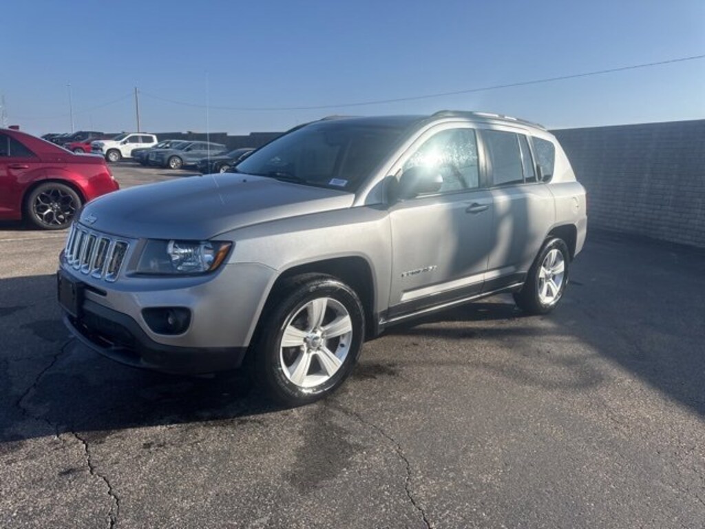 Used 2015 Jeep Compass Latitude SUV