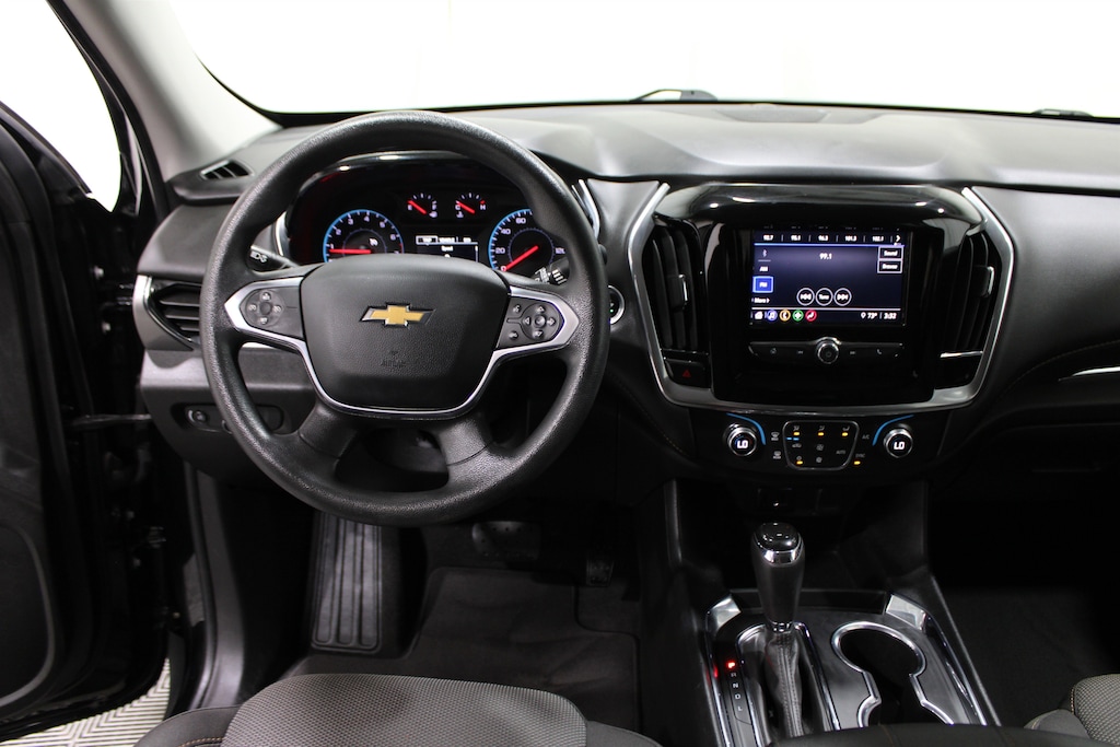Used 2020 Chevrolet Traverse LS SUV