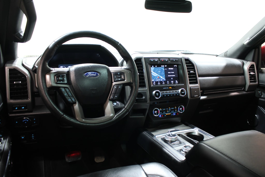 Used 2018 Ford Expedition XLT SUV