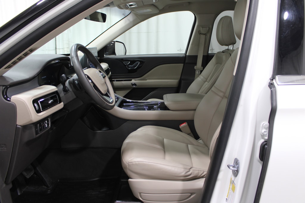 Certified 2023 Lincoln Aviator Standard SUV