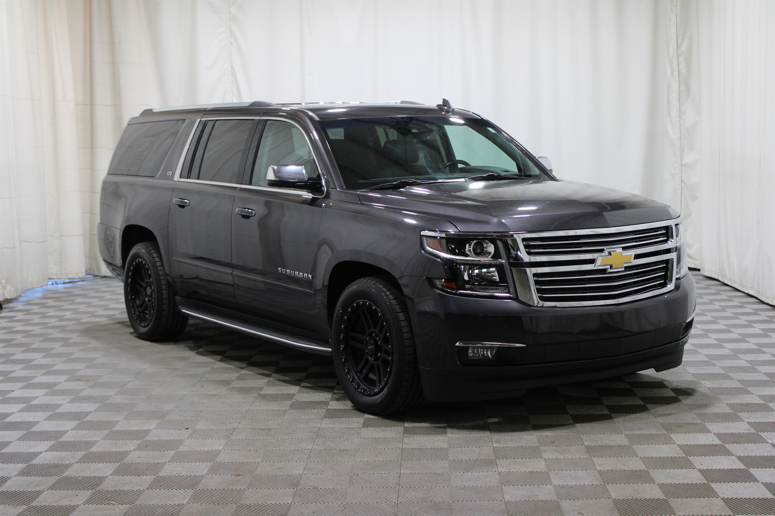 2016 Chevrolet Suburban LTZ's photo