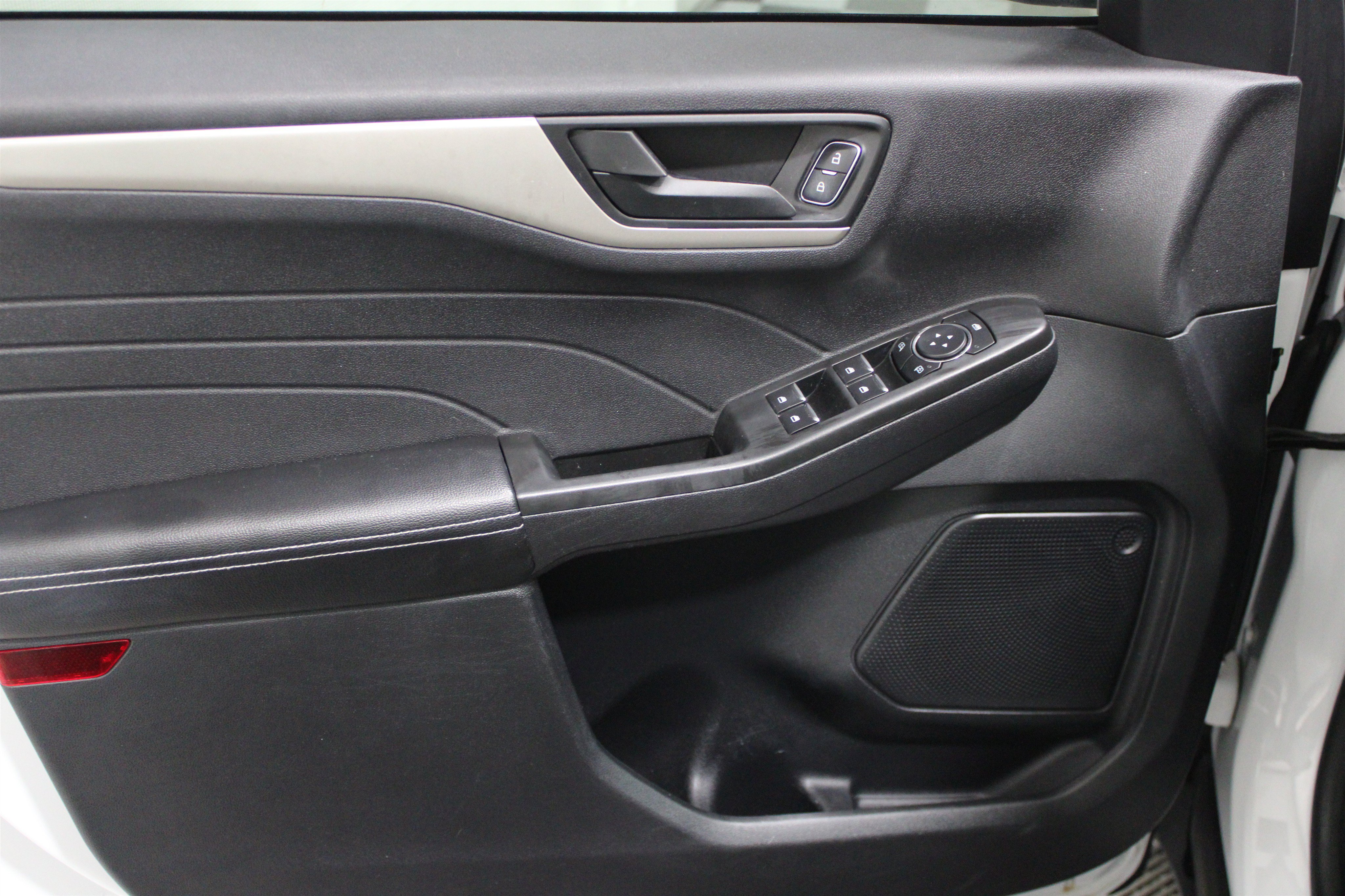 Used 2022 Ford Escape SE Hybrid SUV