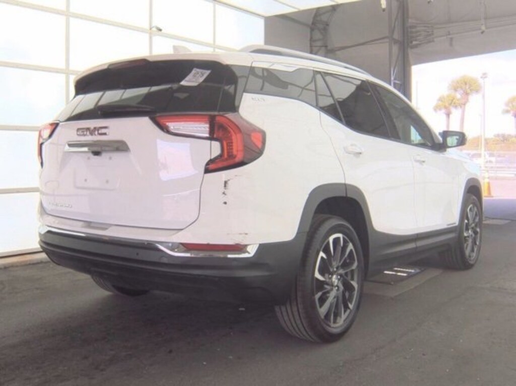 Used 2024 GMC Terrain SLT SUV