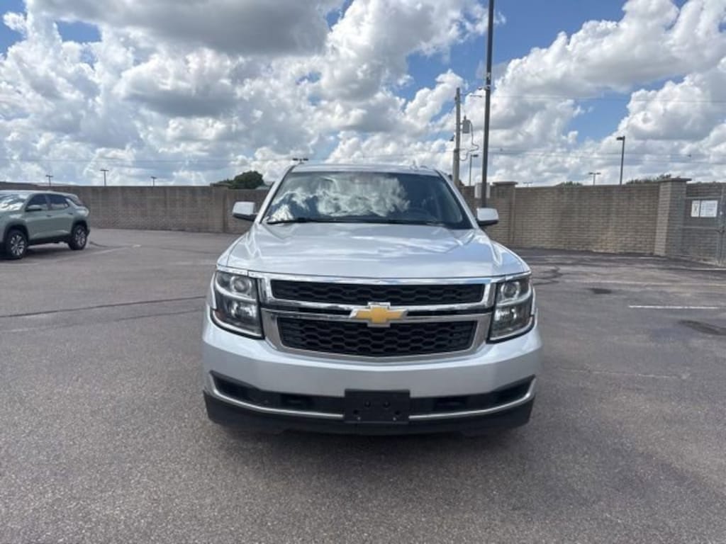 Used 2018 Chevrolet Suburban LT SUV