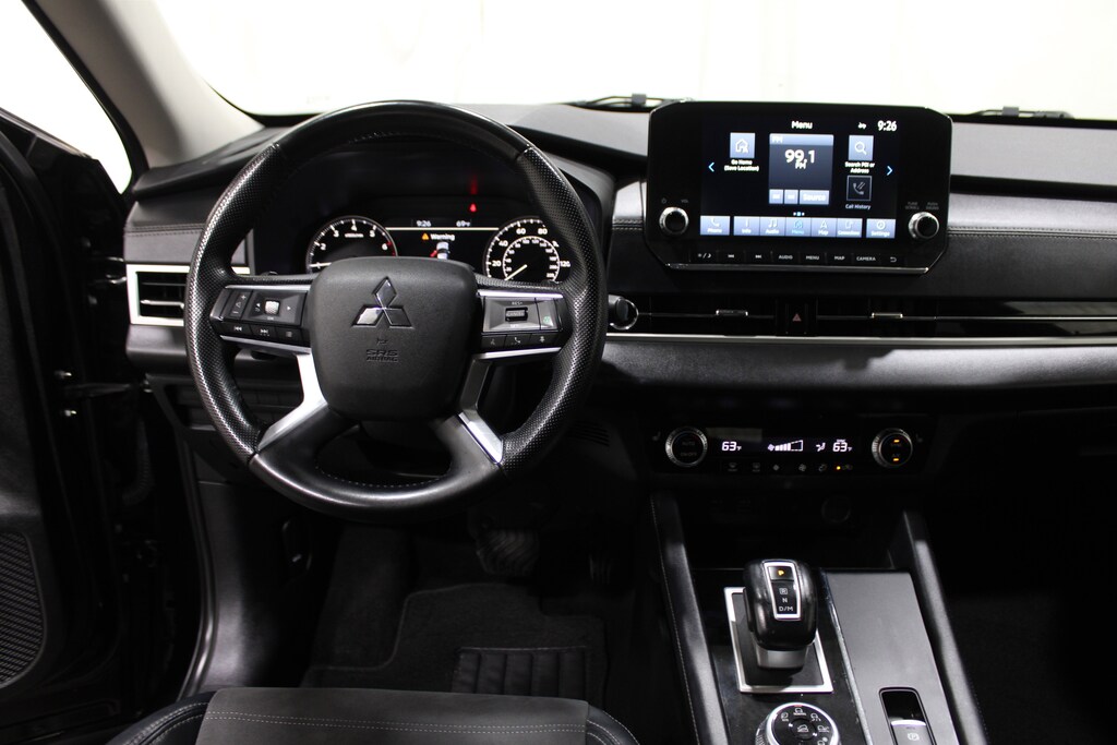 Used 2022 Mitsubishi Outlander SE CUV