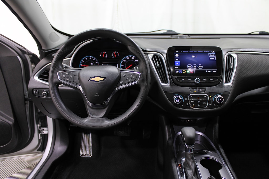 Used 2021 Chevrolet Malibu LT Sedan