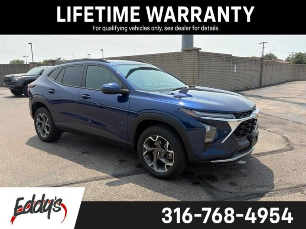 Used 2024 Chevrolet Trax LT SUV